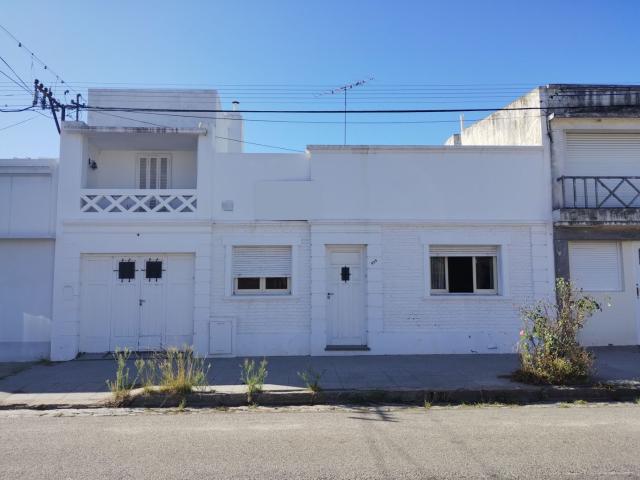 Venta de espectacular Casa 5 o mas ambientes en Balcarce Balcarce