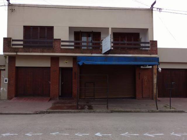 Venta de espectacular Casa 5 o mas ambientes en Balcarce Balcarce