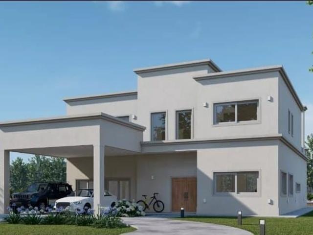Venta de espectacular Casa 5 o mas ambientes en Brandsen