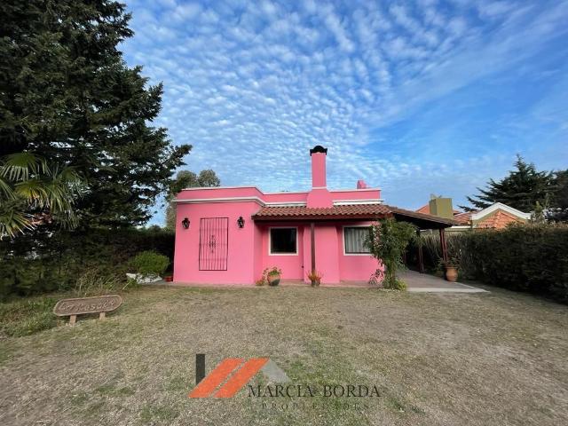 Venta de espectacular Casa 5 o mas ambientes en Chascomús Chascomús