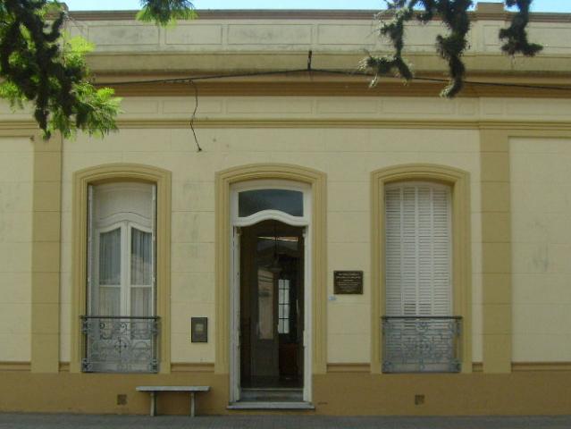 Venta de espectacular Casa 5 o mas ambientes en Chascomús Chascomús