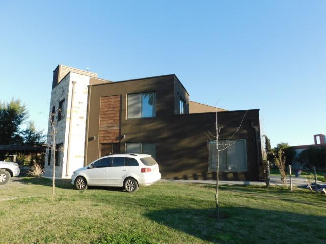 Venta de espectacular Casa 5 o mas ambientes en Chascomús Chascomús