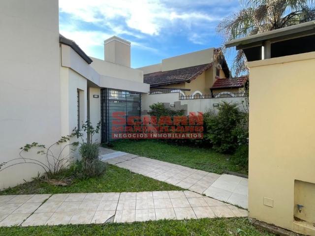 Venta de espectacular Casa 5 o mas ambientes en Concordia