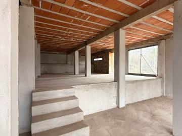Venta de espectacular Casa 5 o mas ambientes en El Trapiche