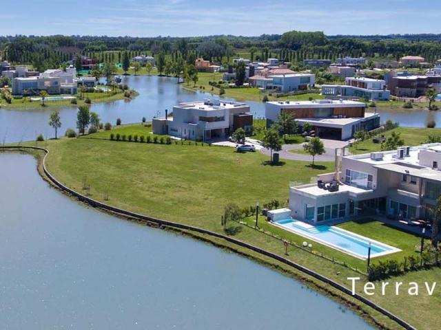 Venta de espectacular Casa 5 o mas ambientes en General Rodríguez Terravista