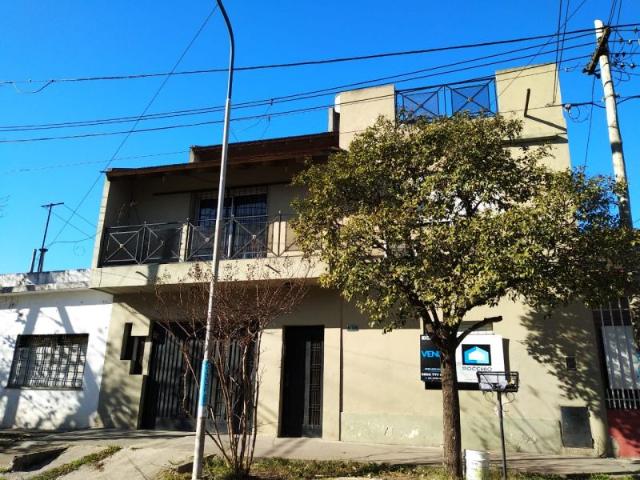 Venta de espectacular Casa 5 o mas ambientes en General San Martín Loma Hermosa