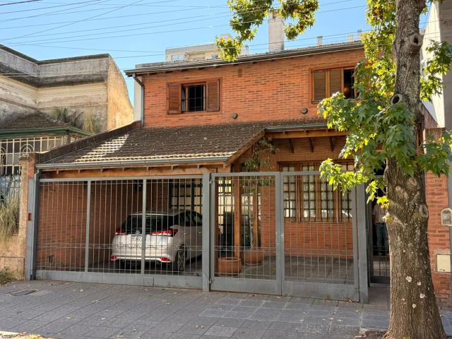 Venta de espectacular Casa 5 o mas ambientes en General San Martín San Martín