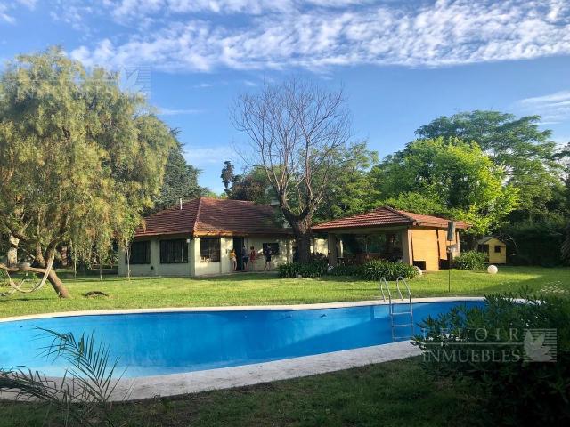 Venta de espectacular Casa 5 o mas ambientes en Ituzaingó Parque Leloir