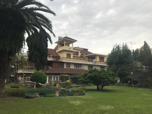 Venta de espectacular Casa 5 o mas ambientes en Ituzaingó Parque Leloir