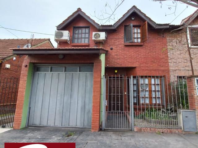 Venta de espectacular Casa 5 o mas ambientes en La Matanza Ciudad Evita