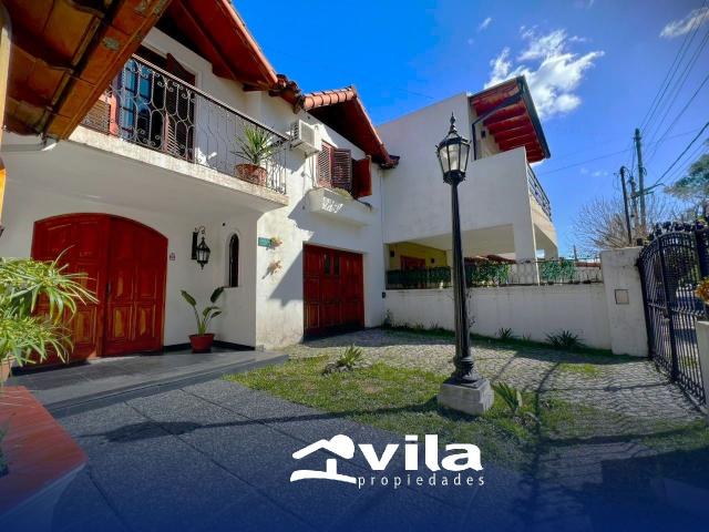 Venta de espectacular Casa 5 o mas ambientes en La Matanza Ciudad Evita