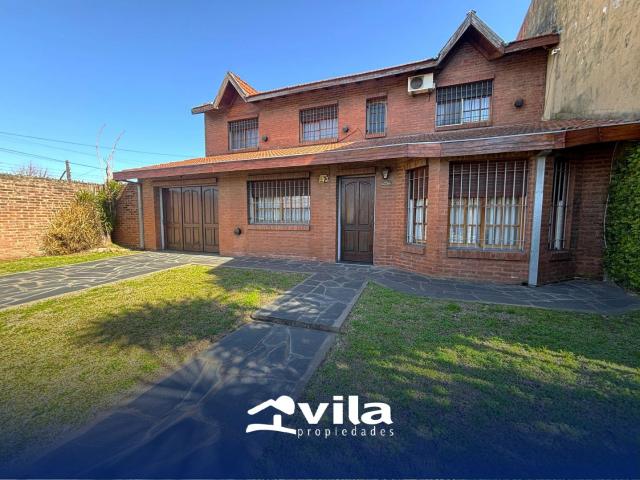 Venta de espectacular Casa 5 o mas ambientes en La Matanza Ciudad Evita