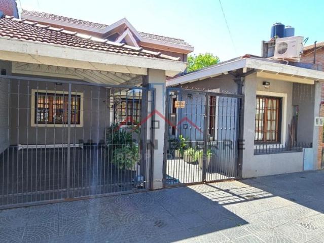 Venta de espectacular Casa 5 o mas ambientes en La Matanza Ciudad Evita
