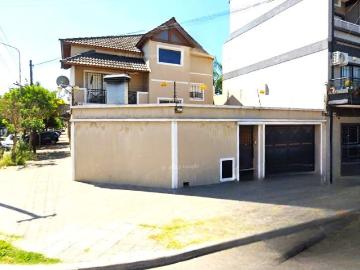 Venta de espectacular Casa 5 o mas ambientes en La Matanza La Tablada