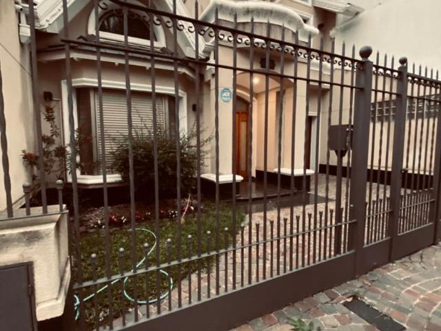 Venta de espectacular Casa 5 o mas ambientes en La Matanza Ramos Mejía