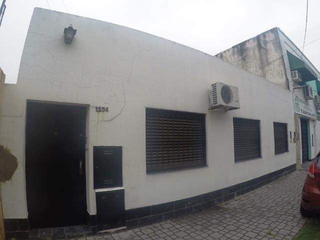 Venta de espectacular Casa 5 o mas ambientes en La Matanza Tapiales