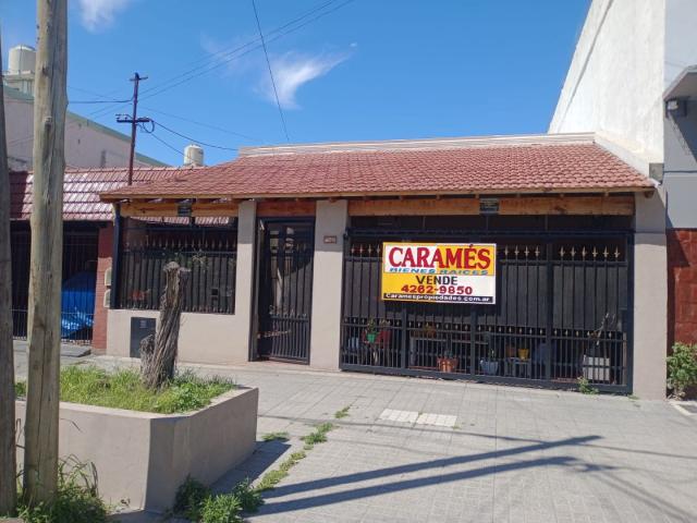 Venta de espectacular Casa 5 o mas ambientes en Lanús Lanús Este