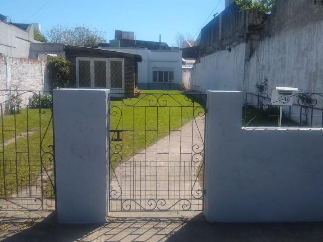 Venta de espectacular Casa 5 o mas ambientes en Lanús Lanús Este