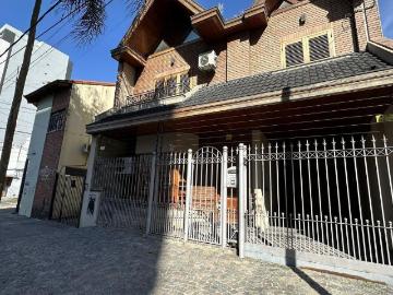 Venta de espectacular Casa 5 o mas ambientes en Lanús Lanús Este