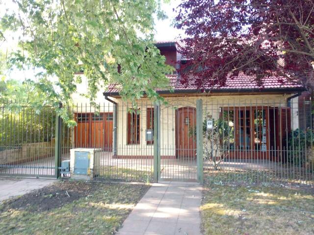 Venta de espectacular Casa 5 o mas ambientes en Mar del Plata