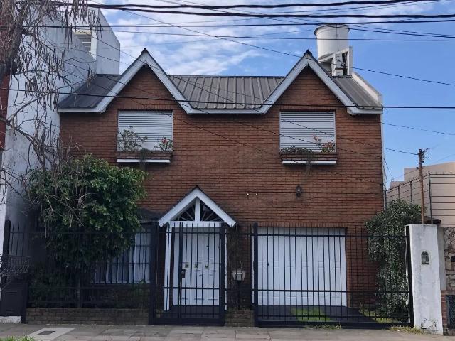 Venta de espectacular Casa 5 o mas ambientes en Merlo San Antonio De Padua