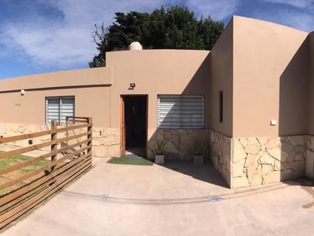 Venta de espectacular Casa 5 o mas ambientes en Miramar