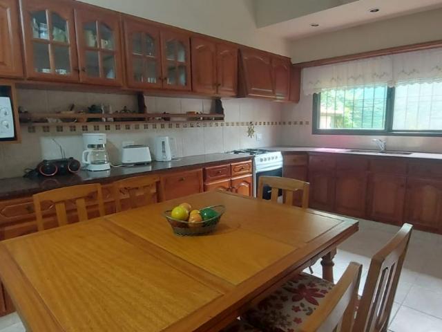 Venta de espectacular Casa 5 o mas ambientes en Miramar
