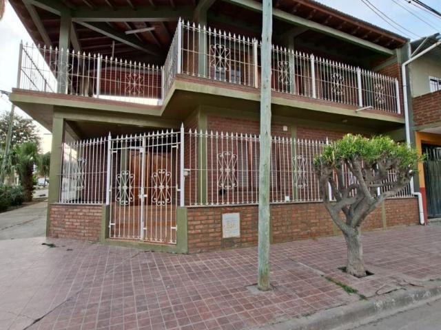 Venta de espectacular Casa 5 o mas ambientes en Palpalá