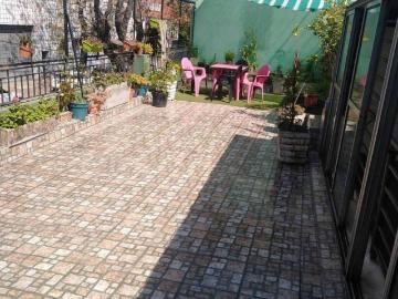 Venta de espectacular Casa 5 o mas ambientes en Parque Chacabuco