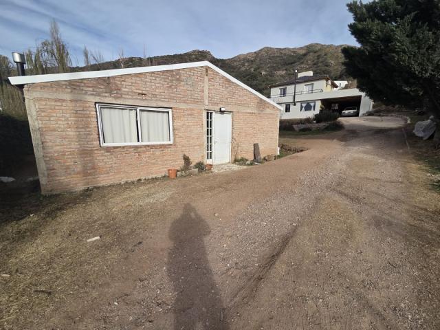 Venta de espectacular Casa 5 o mas ambientes en Potrero de los Funes