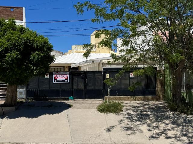 Venta de espectacular Casa 5 o mas ambientes en Puerto Madryn