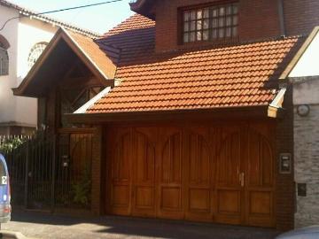 Venta de espectacular Casa 5 o mas ambientes en Quilmes