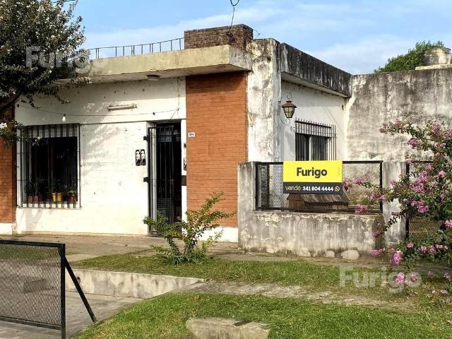 Venta de espectacular Casa 5 o mas ambientes en Rosario