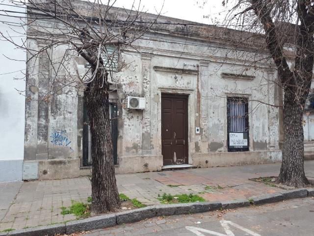 Venta de espectacular Casa 5 o mas ambientes en Santa Fe