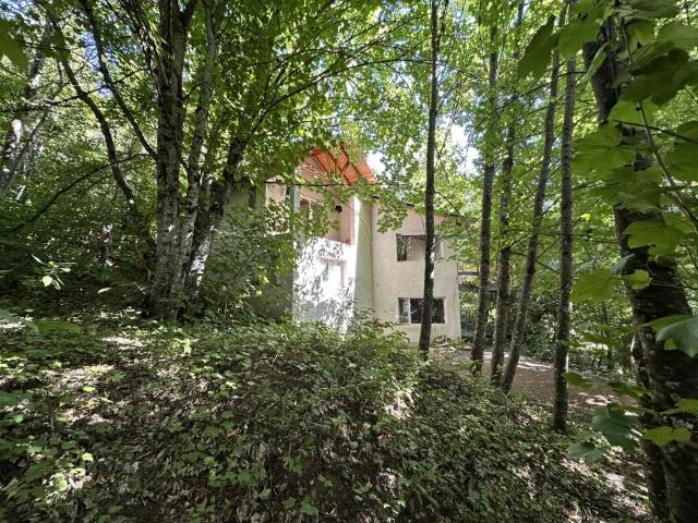 Venta de espectacular Casa 5 o mas ambientes en San Carlos de Bariloche