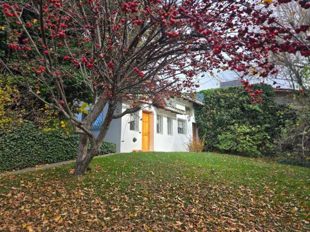 Venta de espectacular Casa 5 o mas ambientes en San Carlos de Bariloche
