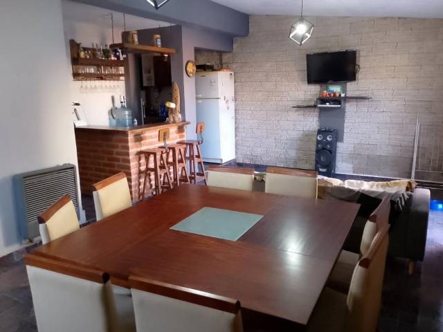 Venta de espectacular Casa 5 o mas ambientes en San Luis
