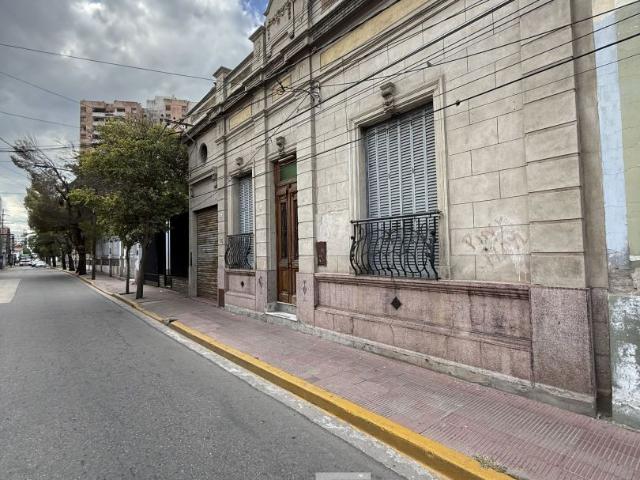 Venta de espectacular Casa 5 o mas ambientes en San Luis