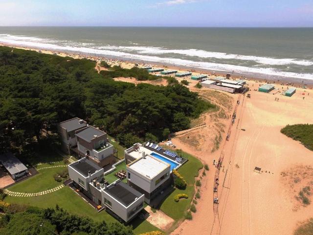 Venta de espectacular Casa en Mar de las Pampas