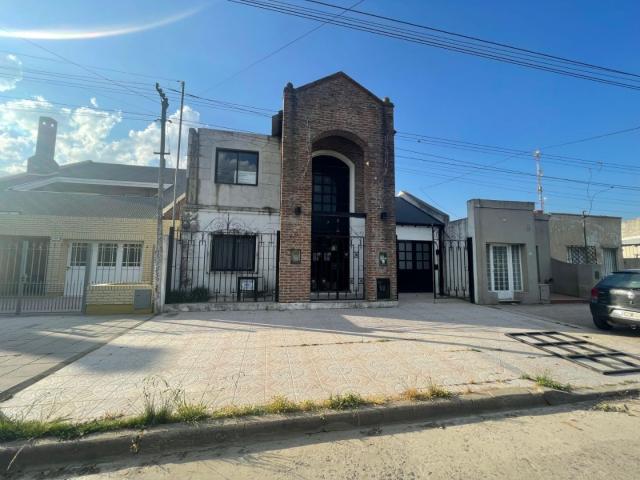 Venta de espectacular Casa 1 ambiente en Brandsen