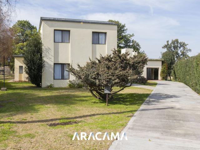 Venta de espectacular Casa 1 ambiente en Cañuelas
