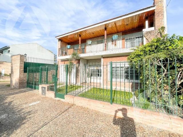 Venta de espectacular Casa en Esteban Echeverría Monte Grande