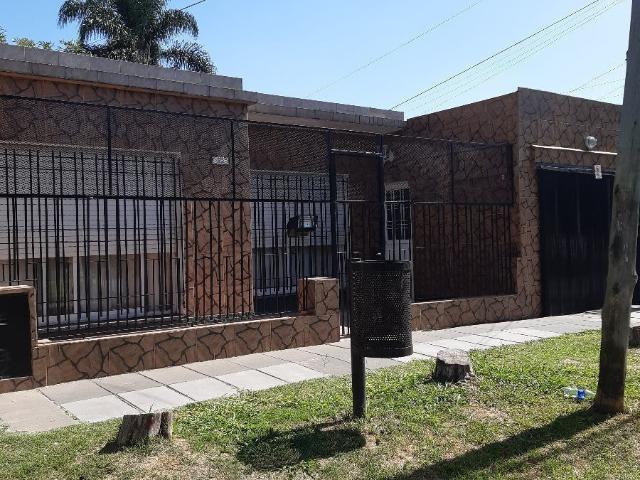 Venta de espectacular Casa 1 ambiente en Ituzaingó