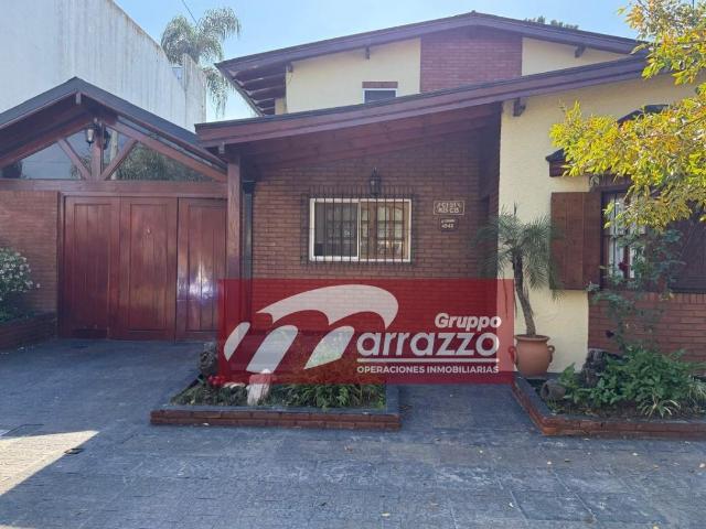 Venta de espectacular Casa 5 o mas ambientes en La Matanza Ciudad Evita
