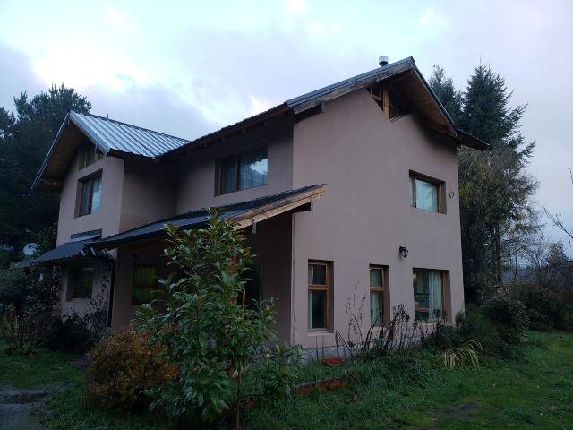 Venta de espectacular Casa en Lago Puelo