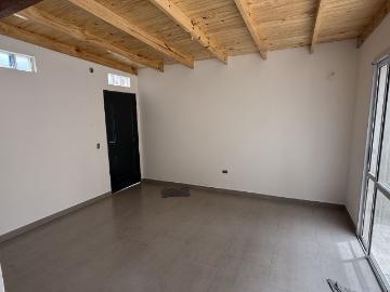 Venta de espectacular Casa 2 ambientes en Parque Patricios