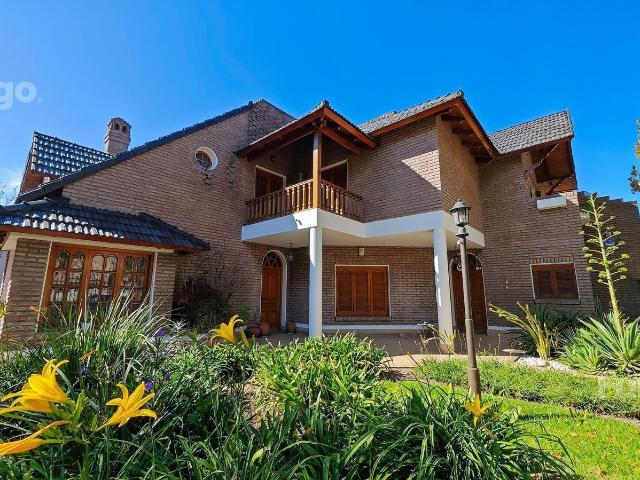 Venta de espectacular Casa 1 ambiente en Rosario