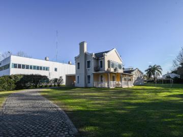 Venta de espectacular Casa 1 ambiente en Pérez
