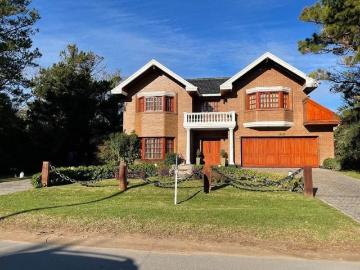 Venta de espectacular Casa 1 ambiente en Pinamar