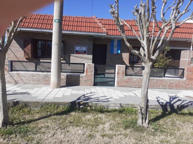 Venta de espectacular Casa 3 ambientes en Río Tercero